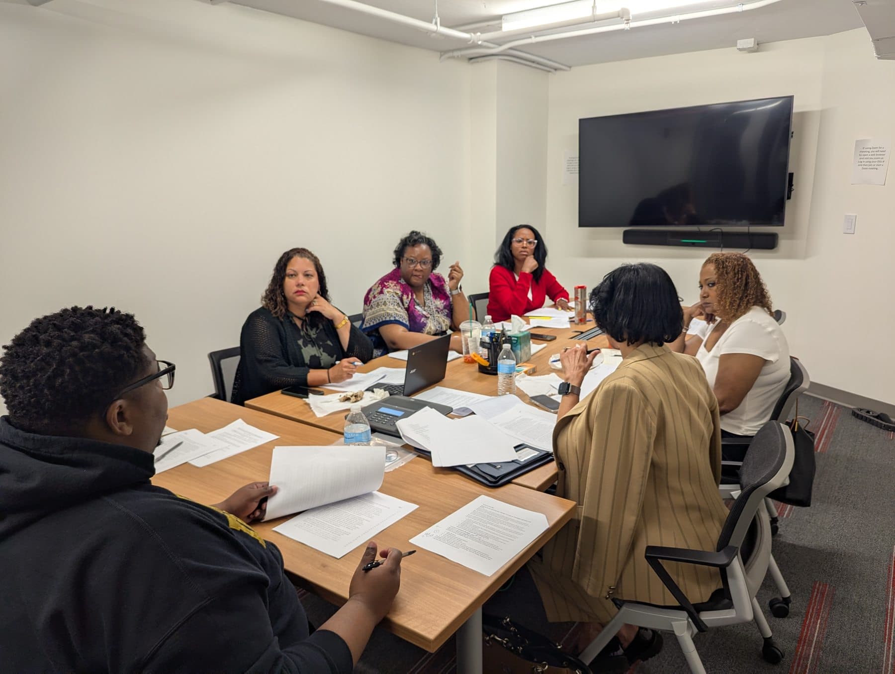 Community partners meeting to plan collaborative health work